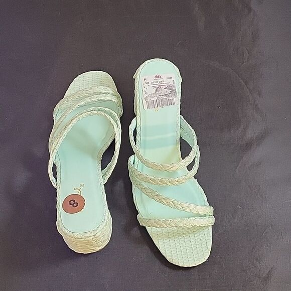 BRAND NEW QUPID MINT STRAPPY SANDAL - Picture 11 of 16